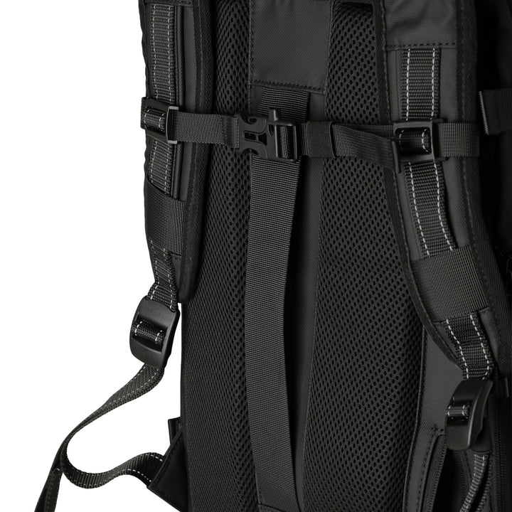 FLYT™ Vacuum Compression Expandable Travel Backpack With Pump (60L/17.3")