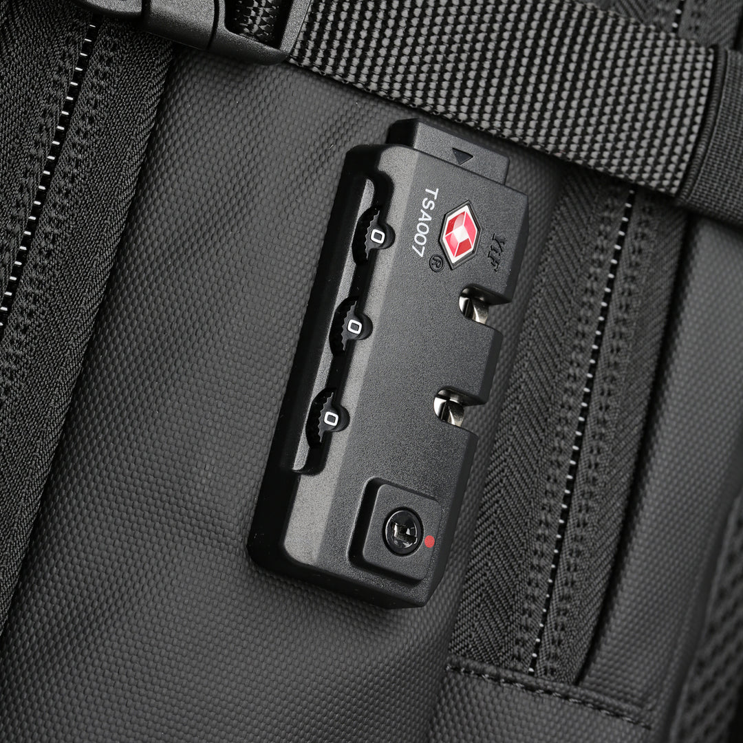 FLYT™ Vacuum Compression Expandable Travel Backpack With Pump (60L/17.3")