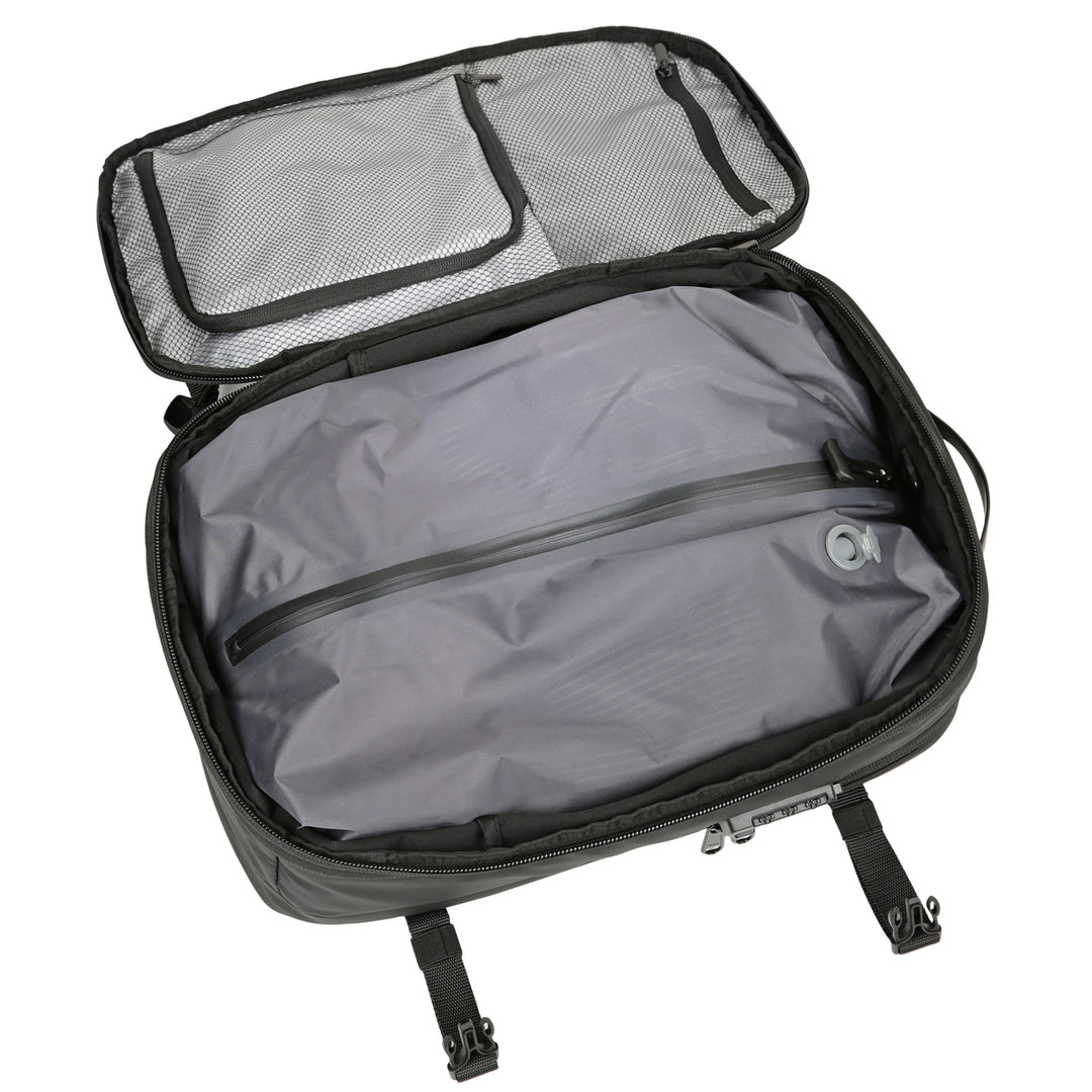 FLYT™ Vacuum Compression Expandable Travel Backpack With Pump (60L/17.3")